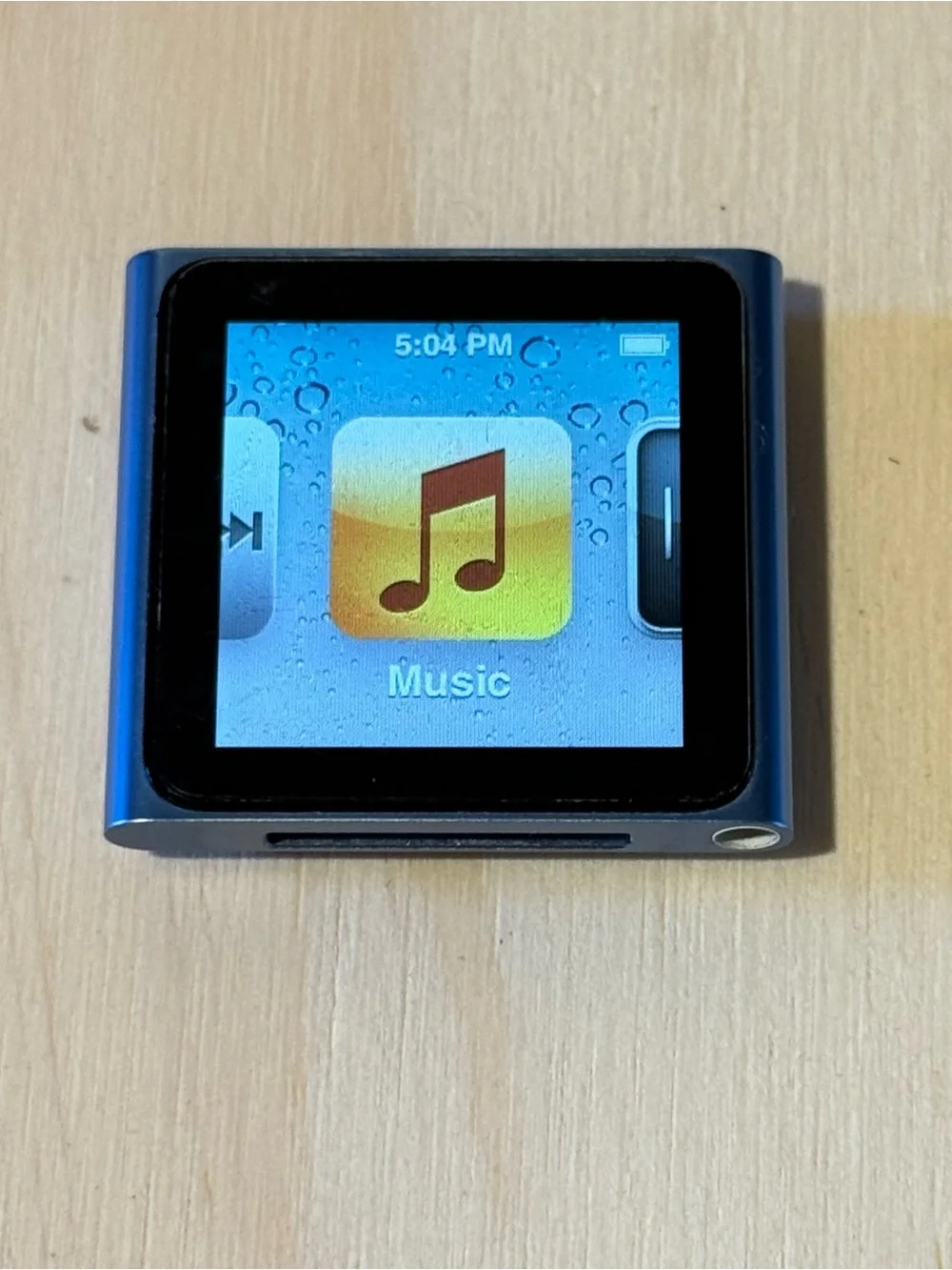 iPod Nano 6thGen 8GB Blue Model:A1366 Tested Good Batt w/Char-722Songs Read Blw!
